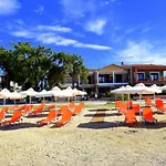 Studio Nikiti Beach Szálloda