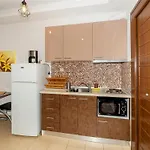 Studio Nikiti Beach Szálloda