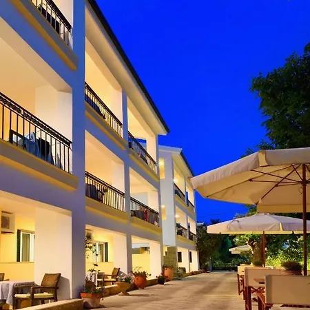 Studio Nikiti Beach *