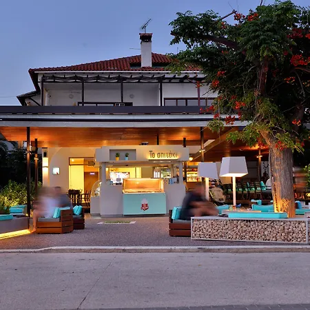 Studio Nikiti Beach מלון