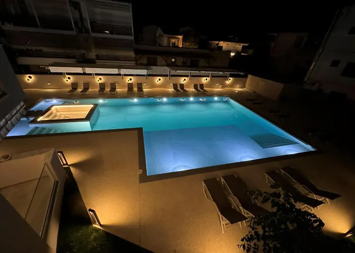 Studio Nikiti Beach Hotel