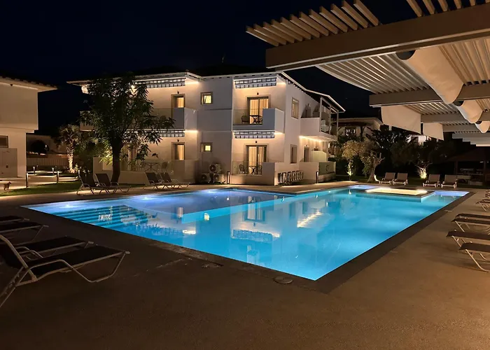 Studio Nikiti Beach Hotel *