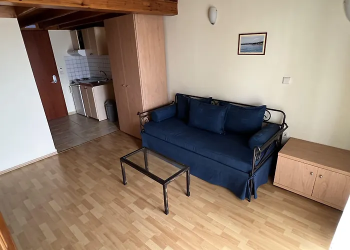 Studio Nikiti Beach