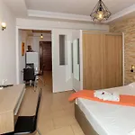 Hotel Studio Nikiti Beach *