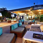Studio Nikiti Beach Hotel *