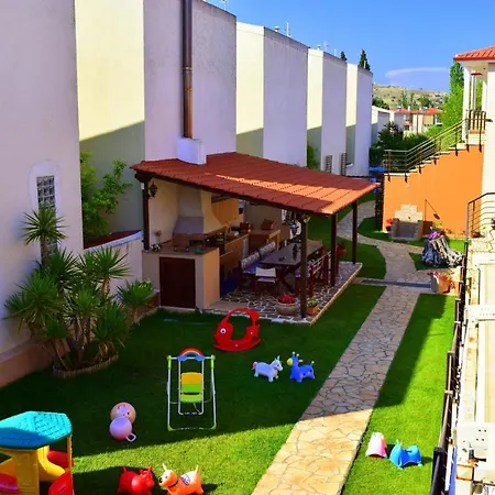 Studio Nikiti Beach * Nikiti (Sithonia)