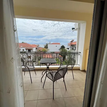 Studio Nikiti Beach *