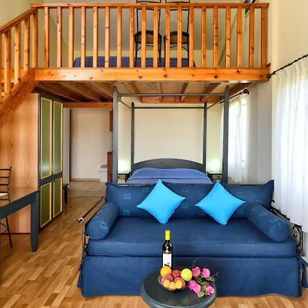 Studio Nikiti Beach Hotel *