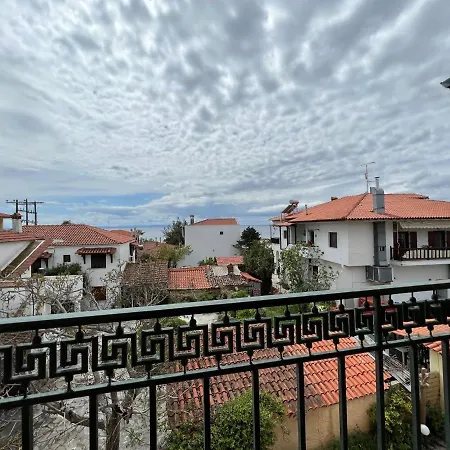 Studio Nikiti Beach