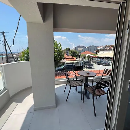 Hotel Studio Nikiti Beach