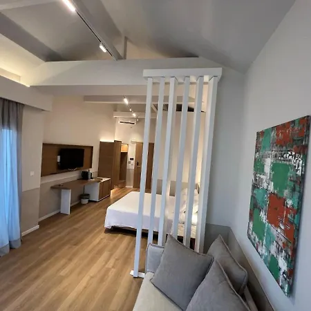 Otel Studio Nikiti Beach *