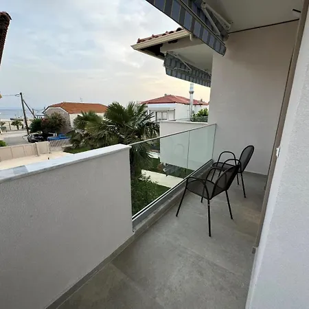 Studio Nikiti Beach Hotel