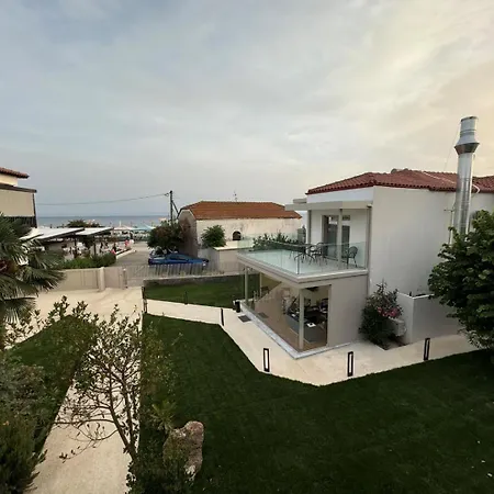 Hotel Studio Nikiti Beach