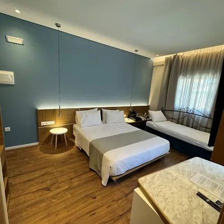 Studio Nikiti Beach Hotel *