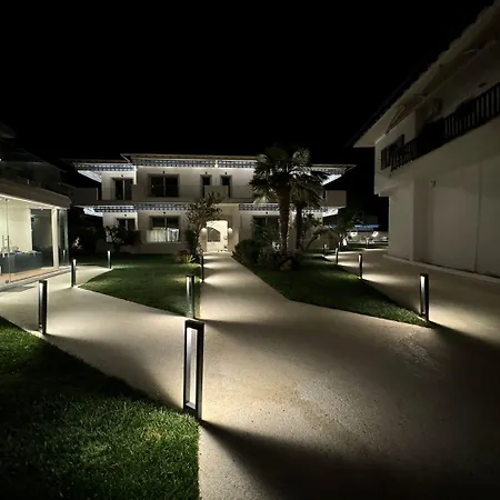 Studio Nikiti Beach فندق *