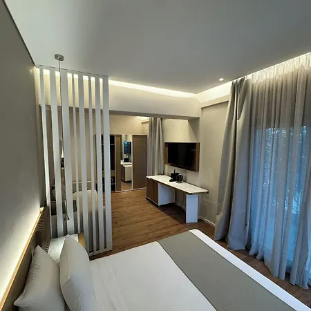 فندق Studio Nikiti Beach *
