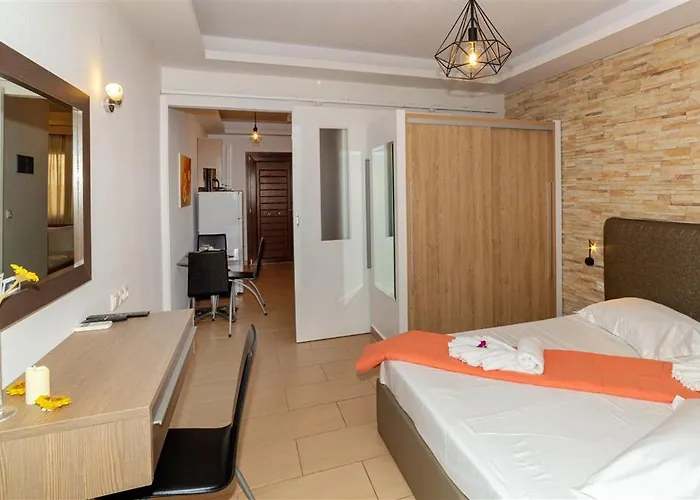 Szálloda Studio Nikiti Beach *