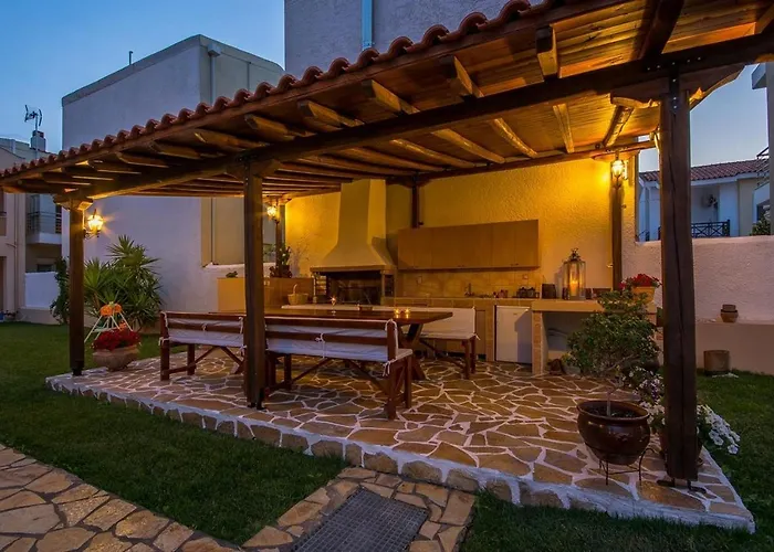 Studio Nikiti Beach