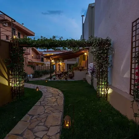 Studio Nikiti Beach *